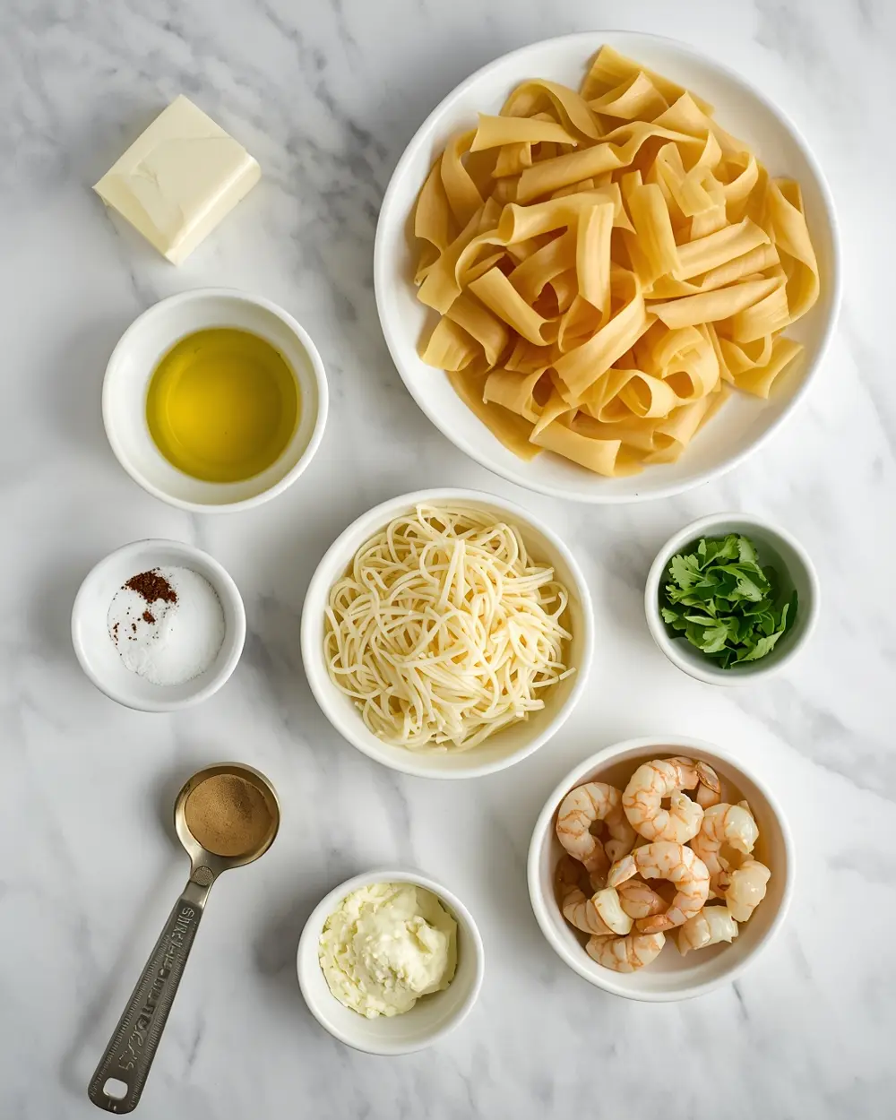 Ingredients for stunning creamy garlic pasta summer